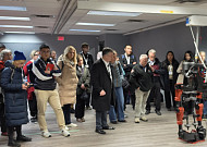 노인 돌봄 AI 도입, “취약한 노인부터 실험대 돼선 안 돼”