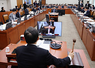 산자위, 추경 심사…與 “신속 처리”vs野 “선거용·끼워넣기 예산”