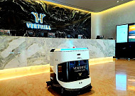 라이노스, AI 청소로봇 ‘휠리’ 베르힐 컨트리클럽·강남파이낸스센터 운영