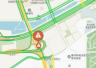 [속보] 인천김포고속도로 남청라IC 화물차 사고 전면 통제