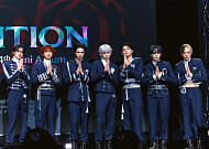 "현재 K팝에 이런 곡 없어"⋯앰퍼샌드원, '무대'로 승부수 던졌다 [종합]