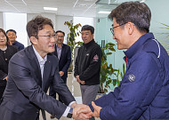 KT 박윤영 대표, 토탈영업센터 현장 방문…고객 접점 직원 격려