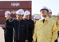 이 대통령, 운송·물류업계 간담회…화물차주 대출지원제도 개선 지시