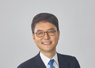 [논현광장_박승찬의 미·중 신냉전, 대결과 공존사이] 52. ‘트럼프의 전쟁’ 뒤에서 웃는 중국