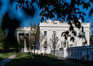 전쟁이 도박판 될라…백악관, 직원들에 ‘베팅 자제’ 경고