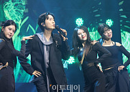 콘서트홀 가득 채운 신유 목소리, 비바브라보 [포토]