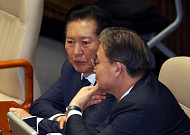 與 이연희 "하정우 수석 영입 8부 능선"