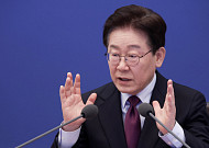 완도군 화재 진압...이재명 대통령 "가용자원 총동원" 지시