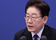 이재명 대통령 "용기와 헌신에 경의"...완도군 화재 순직 소방관 '애도'