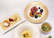 李대통령, 폴란드 총리와 '김치·피에로기'로 오찬…방산기업도 초청