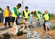 클린농촌단 띄운 정부…방치 쓰레기 치우고 ‘살고 싶은 농촌’ 만든다