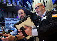 트럼프 “이틀 안에 뭔가 일어날 수도”...뉴욕증시 상승 [종합]