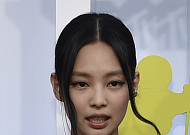 블랙핑크 제니, 타임 선정 ‘가장 영향력 있는 100인’ 선정