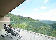 숏폼 시대, 고령자의 뇌를 보호하는 습관