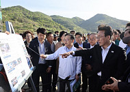 여수세계섬박람회 현장 점검...김민석 국무총리