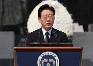 李 대통령 “4·19, 권력 무너뜨린 민주주의 등불…유공자 예우·의료지원 강화”