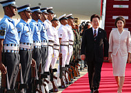 李대통령, 인도ㆍ베트남 순방 시작…내일 모디 총리와 정상회담
