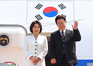 李대통령, 3대 교역국 베트남으로…서열 1~3위 모두 만난다