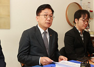 이병권 중기차관, 카페 소상공인 만나 “포장용기 수급 면밀 점검” [종합]