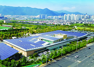 140억 원 채권 묶인 우리마트, ‘5+3년’ 계약 구조가 위기 키웠나?