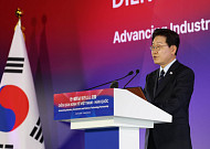 李대통령 "베트남 미래가 곧 한국의 미래…희토류·원유 등 협력 강화"