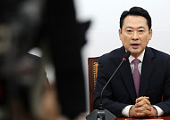 장동혁 “대표직 사퇴가 지선 승리 위해 도움될 지 고민하겠다“