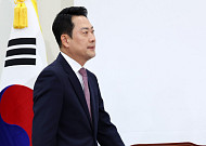 창당 이후 ‘최저’ 지지율 국민의힘, 지도부 책임론 부상