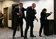 레이건 피격 호텔서 또 총격…트럼프 정치의 역설