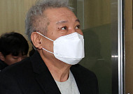 ‘통일교 청탁 의혹’ 건진법사 항소심 결심…특검 “1심 형량 유지해야”