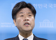 ‘공천 배제’ 김용 “백의종군...당 승리 위해 뛸 것”