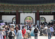 흐린 날씨 속 ‘건조 주의’...일교차 15도 안팎 [날씨]