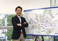 [노인진료센터를 가다⑤] 조영창 시민건강국장 “과잉 약물·진료 그만, 노인건강 근본에 접근”