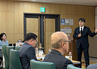 고령자 주거정책, 집 넘어 생활권 돌봄으로 전환해야