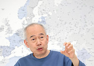 [인터뷰] 황철주 회장 “80년 기술 갈아엎을 때”⋯ ‘반도체 판’ 재정의 [기술 속국 탈출기①]