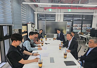 전영현 삼성전자 부회장, 노조 직접 찾았다…평택서 교섭 재개 요청