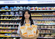 CU “상큼한 ‘생과일 샌드위치’ 사계절 내내 드세요”