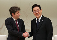 "식인종 섬에서도 왕이 될 사람"…동료들에게 폭로 당한 올트먼