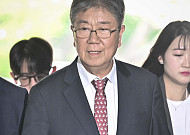 영장심사 출석하는 김대기 전 비서실장 [포토]