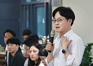김정관 산업장관 "올해 수출 9000억불 돌파 예상⋯글로벌 5강 될 것"
