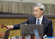 [속보] 한은 금통위, 8연속 기준금리 동결 결정⋯현 2.5% 유지 [5월 금통위]