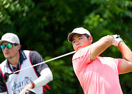 김주형, PGA 찰스 슈와브 챌린지 1R 공동 선두