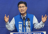 전북지사 선거 막판 총력전…이원택 “집권여당 도지사” 김관영 “도민제안 실천”