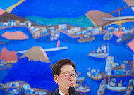 李 "투표 독려가 선거운동인가"…중립 위반 비판 반박