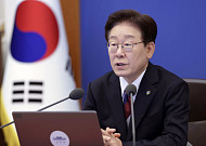 이 대통령 "투표용지 부족 매우 큰 유감…지선 민심 겸허히 받들 것"