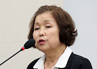 ‘댓글조작’ 리박스쿨 손효숙, 첫 재판서 업무방해만 인정