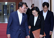 김민석 "경제 회복의 그늘도 챙겨야…물가 안정 총력"