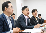 취업자 17개월 만에 감소 전환...구윤철 "모든 부처 총력 대응"