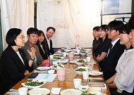 한성숙, 지명 후 첫 행보⋯청년 만나 주거비·취업난 고충 청취