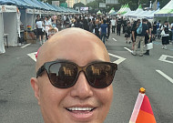 홍석천, 퀴어페스티벌 참여 인증⋯"다들 행복해라"