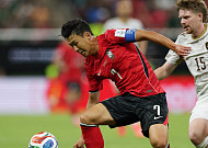 손흥민·이강인 축구화 왜 전부 분홍색?⋯'이것' 때문 [북중미 월드컵]